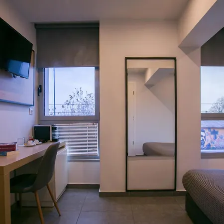 White Luxury Bed & Breakfast
