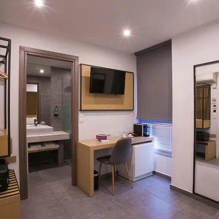 White Luxury 2* Thessaloníki