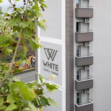 White Luxury Θεσσαλονίκη